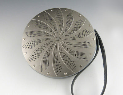 Pinwheel Purse, grey leather, side view